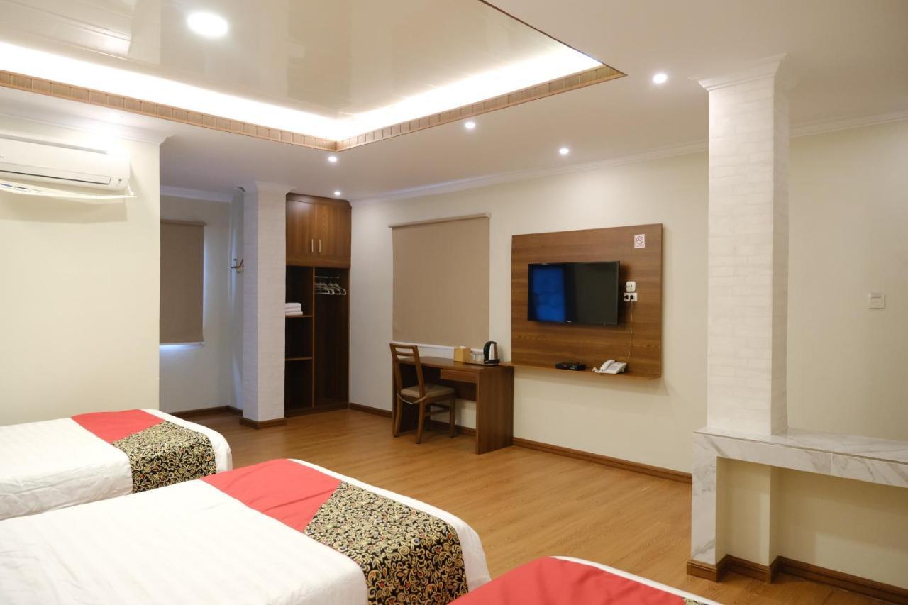 Joyful Hotel Tanjung Pandan Eksteriør bilde